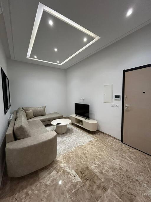 Moderne S2 Jardin De Carthage Tunis
