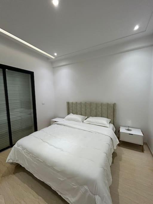 Moderne S2 Jardin De Carthage