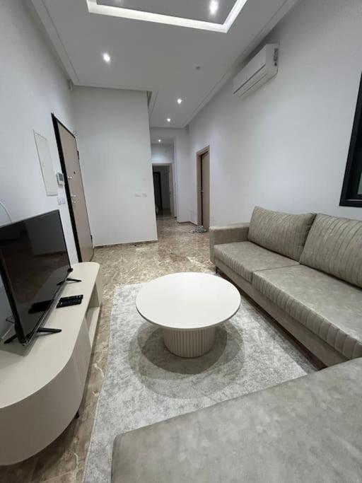 Moderne S2 Jardin De Carthage